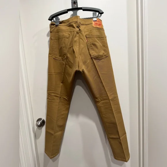 Levi's Men's Brown Slim Jeans. Gently used. Priced for quick sale! - Picture 3 of 6